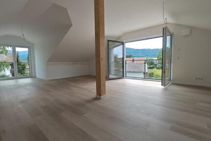 Wohnung Bad Feilnbach - 4 Zimmer, 151 m&sup2;, 2.385&euro; | Angebot:24612244