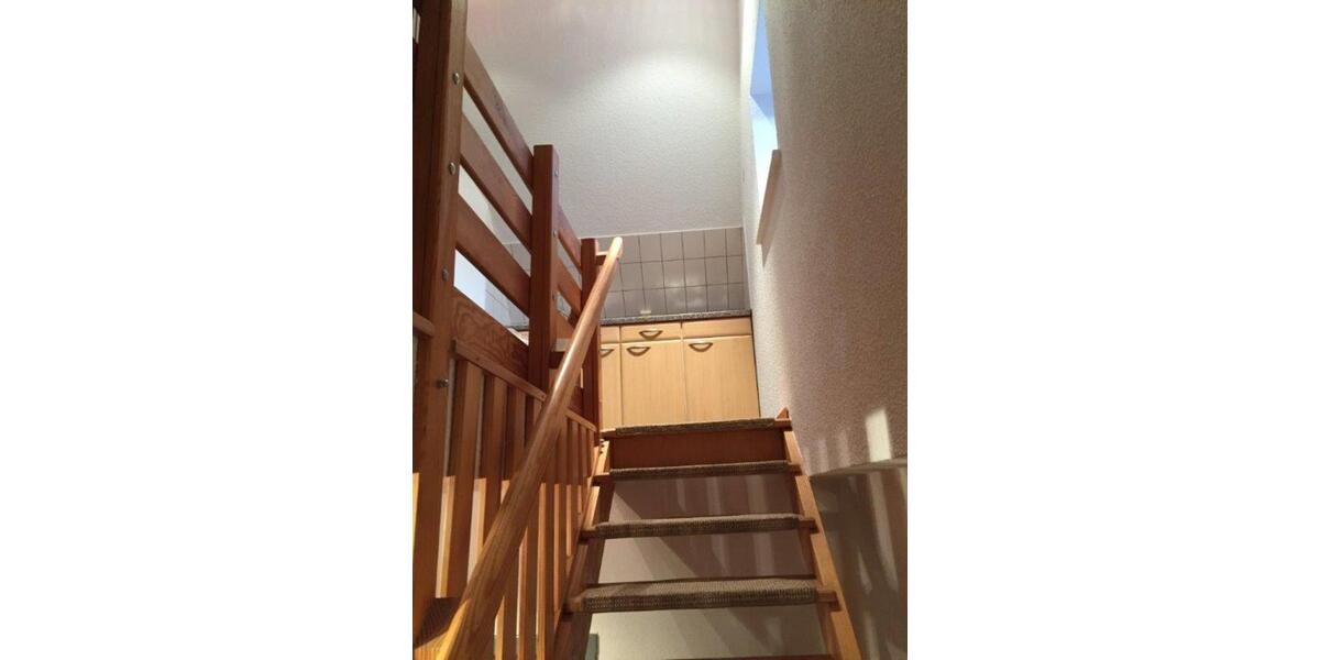 Dachgeschoßwohnung Hiddenhausen - 2 Zimmer, 22 m&sup2;, 350&euro; | Angebot:24689600