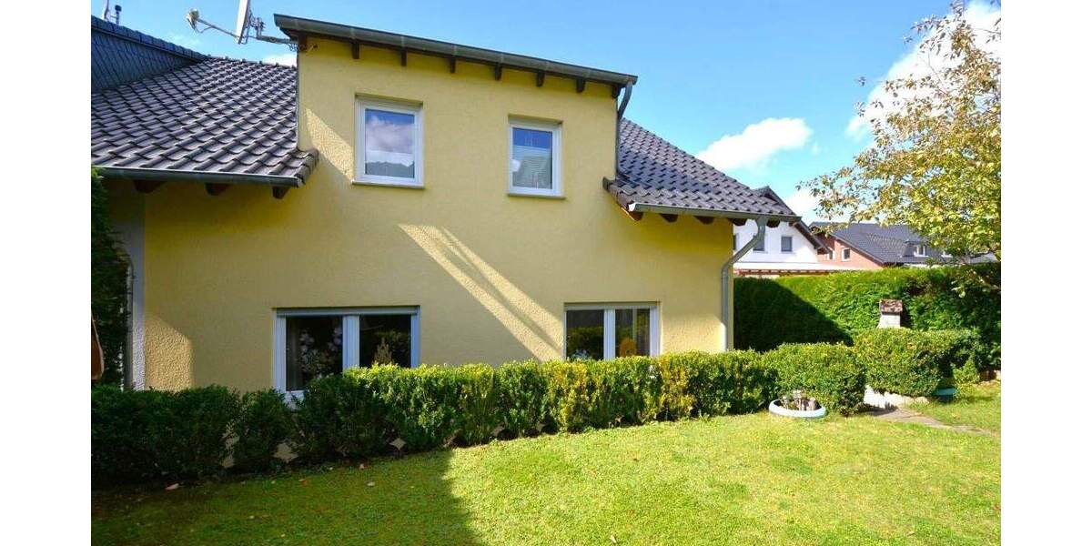 Doppelhaushälfte Gerolstein - 5 Zimmer, 112 m&sup2;, 1.300&euro; | Angebot:24632152