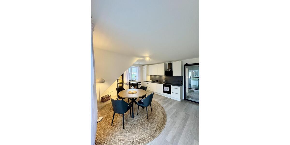 Wohnen auf Zeit Uetersen - 2 Zimmer, 75 m&sup2;, 2.200&euro; | Angebot:24752246