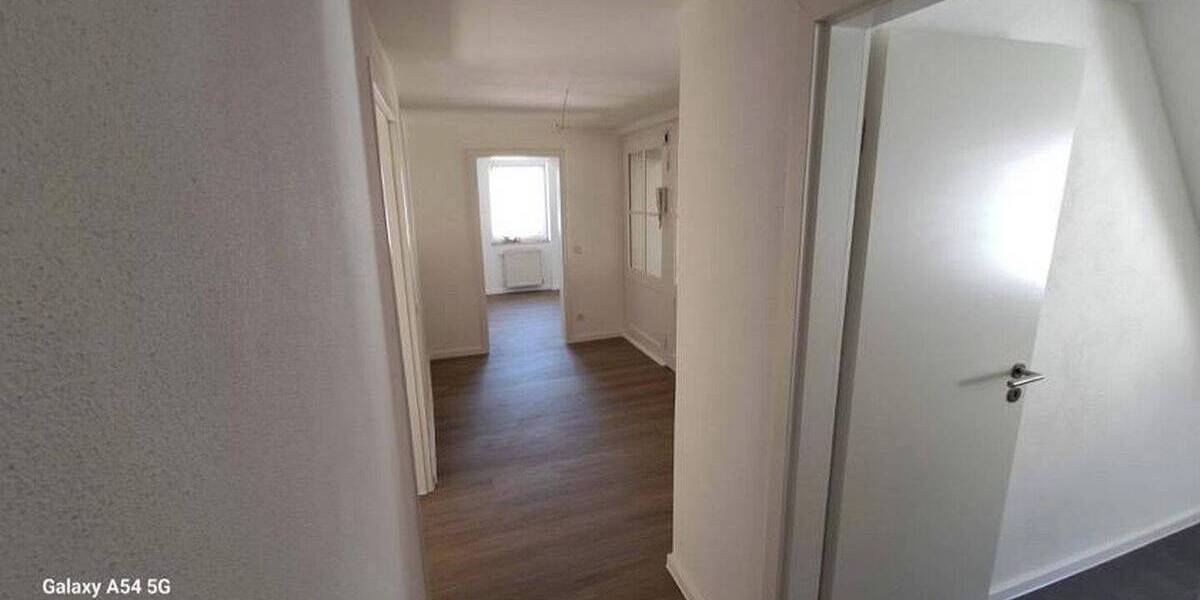 Etagenwohnung Weinheim Deißenklinge - 3 Zimmer, 82 m&sup2;, 990&euro; | Angebot:26094832