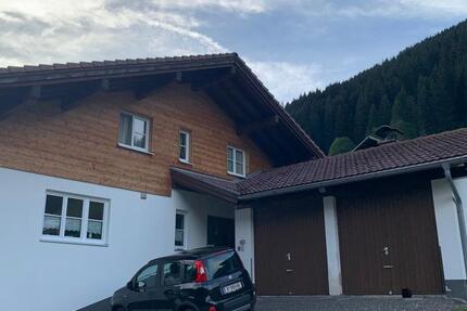Wohnung Oberstdorf - 5 Zimmer, 165 m&sup2;, 1.950&euro; | Angebot:27592408