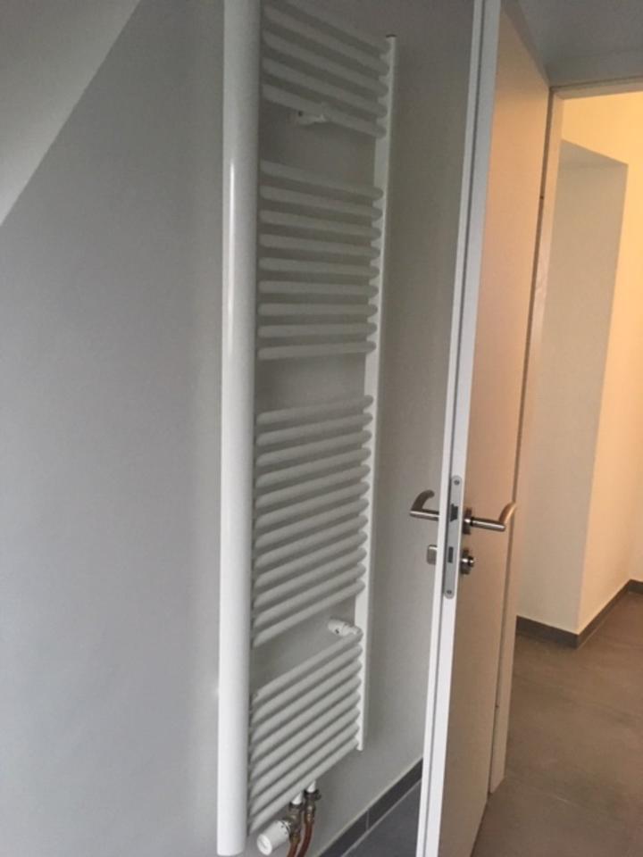 Attraktive, großzügige 3-Zimmer-Dachgeschosswohnung mit EBK zimmer