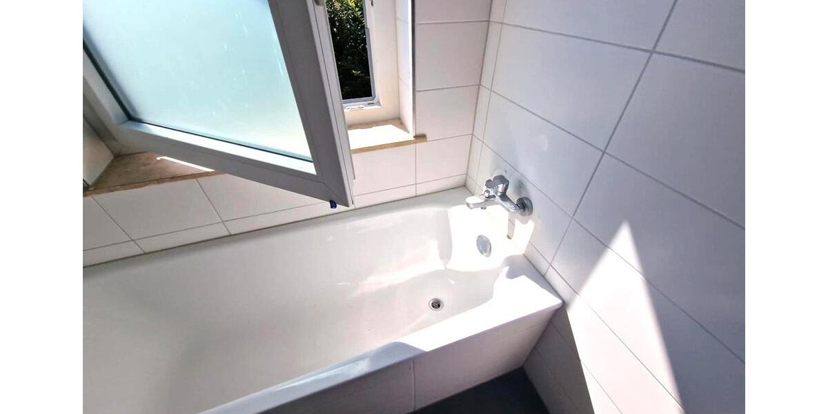 Etagenwohnung Einbeck - 2 Zimmer, 33 m&sup2;, 220&euro; | Angebot:26651256