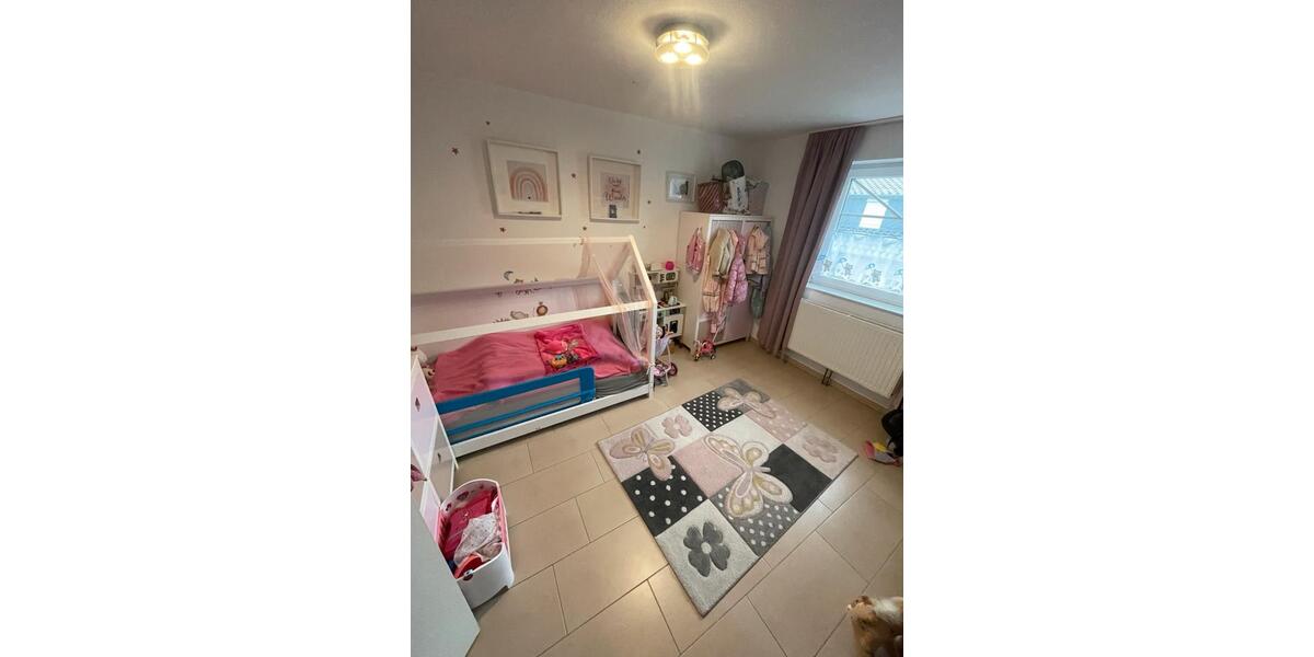 Maisonettenwohnung Delmenhorst - 3 Zimmer, 107 m&sup2;, 1.000&euro; | Angebot:26040393