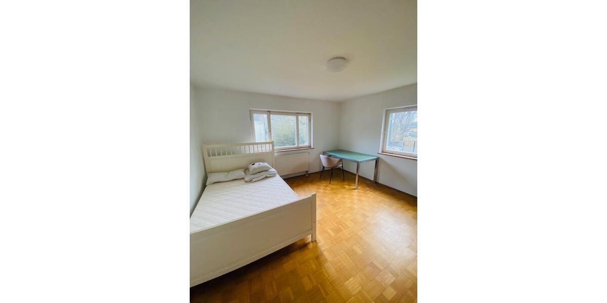 WG-Zimmer unbefristet, möbliliert, JobCenter möglich 110 zimmer