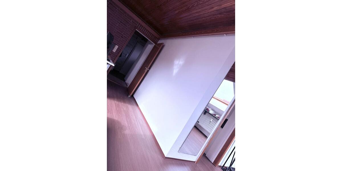 Dachgeschoßwohnung Weiden in der Oberpfalz - 2 Zimmer, 53 m&sup2;, 700&euro; | Angebot:25164839