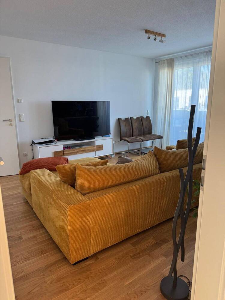 Helle 3-Zimmer-Wohnung mit Balkon!