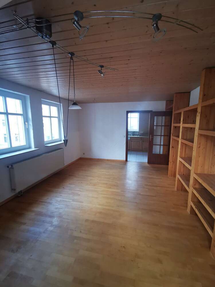 Wohnung zum Mieten in Hattenhofen 750 € 71.83 m²