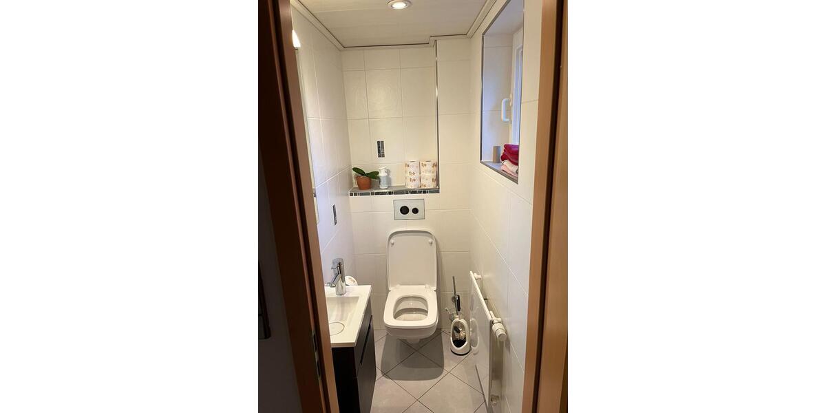 Reihenhaus Fürth Atzenhof - 6 Zimmer, 150 m&sup2;, 1.600&euro; | Angebot:24466025