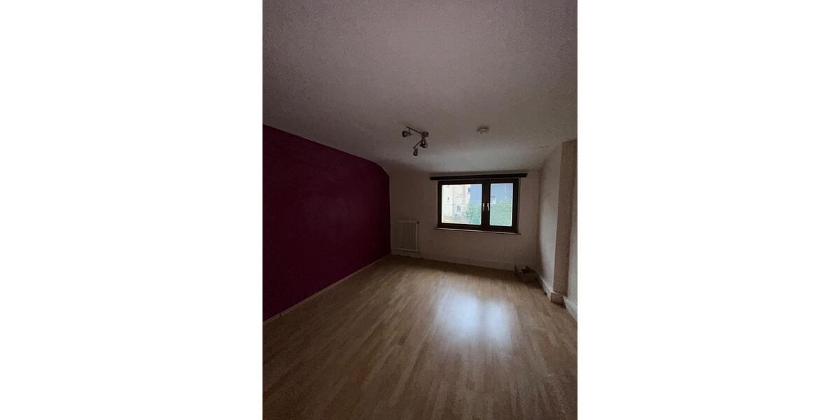 (Für Selbstrenovierer) 3 Freie 4-Zimmer-Wohnungen mit Balkon in Hagen zu vermieten 4 zimmer