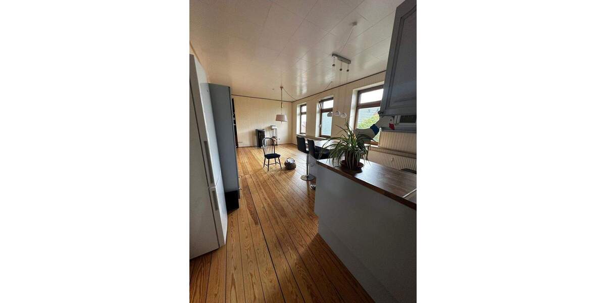 Etagenwohnung Haselau - 4 Zimmer, 105 m&sup2;, 1.100&euro; | Angebot:24858239