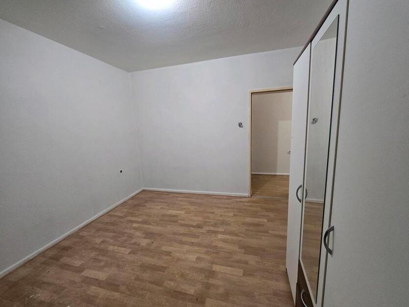 Renovierte 2-Zimmer-Wohnung im 1. OG in Duisburg Dellviertel 2 zimmer