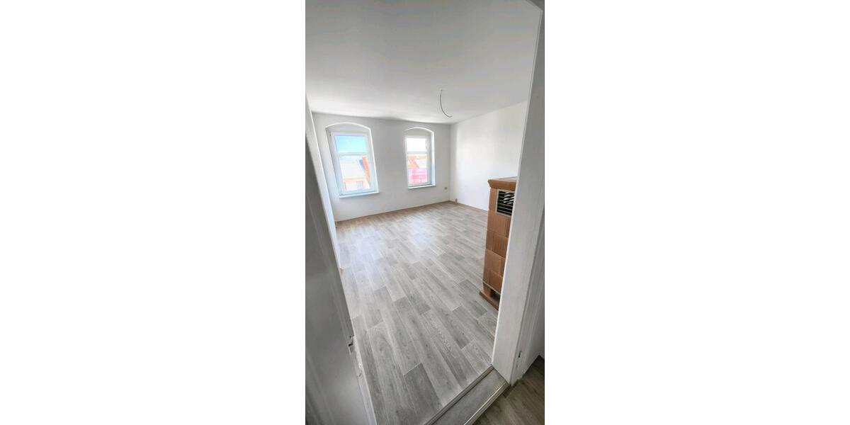 Etagenwohnung Freiberg - 1 Zimmer, 35 m&sup2;, 250&euro; | Angebot:26356202