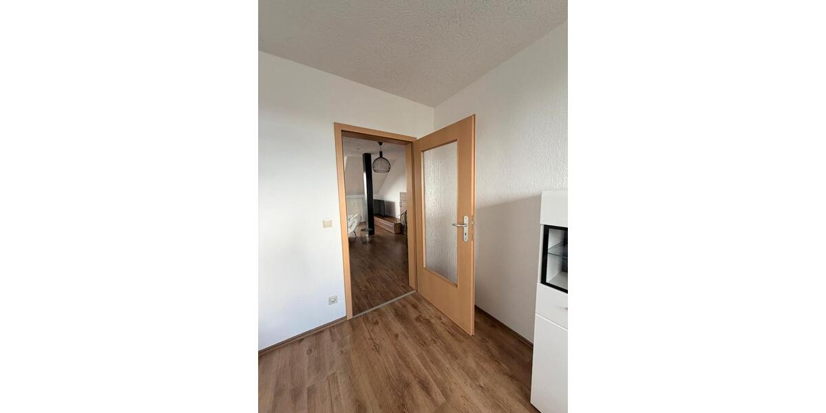 Dachgeschoßwohnung Nordhausen - 3 Zimmer, 70 m&sup2;, 500&euro; | Angebot:26334878