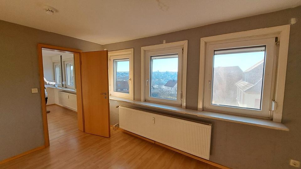 Dachgeschoßwohnung Birstein - 4 Zimmer, 115 m&sup2;, 800&euro; | Angebot:26325821