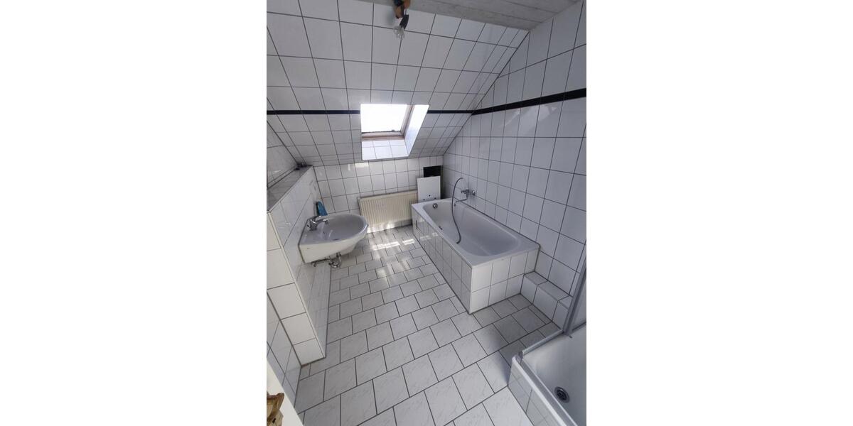 Dachgeschoßwohnung Oschatz - 2 Zimmer, 45 m&sup2;, 337&euro; | Angebot:24976455