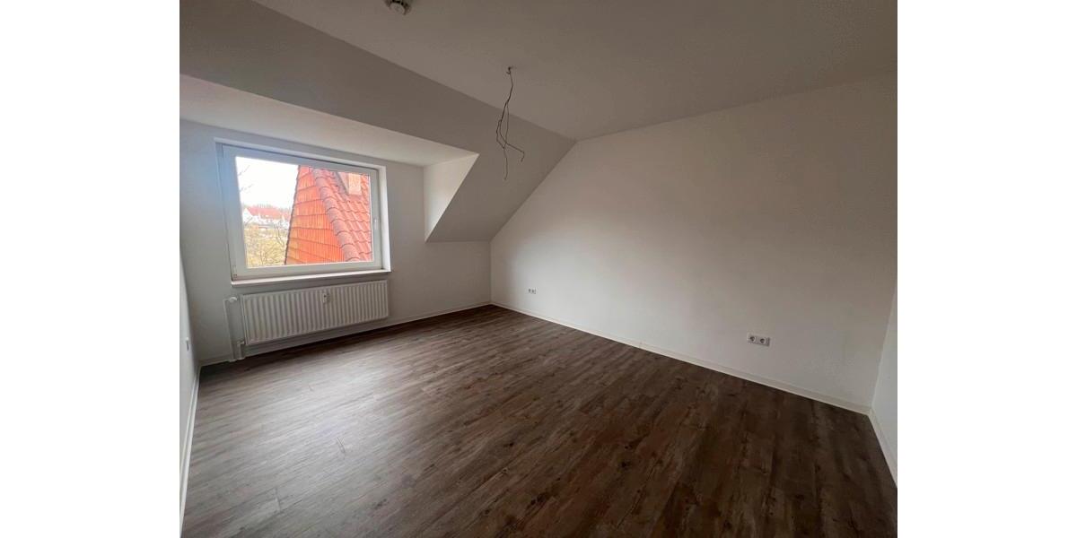 Dachgeschoßwohnung Osnabrück Dodesheide - 3 Zimmer, 65 m&sup2;, 643&euro; | Angebot:25565788