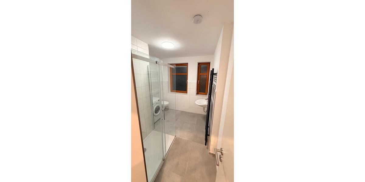 Wohnen auf Zeit Tuttlingen - 4 Zimmer, 20 m&sup2;, 450&euro; | Angebot:24849422