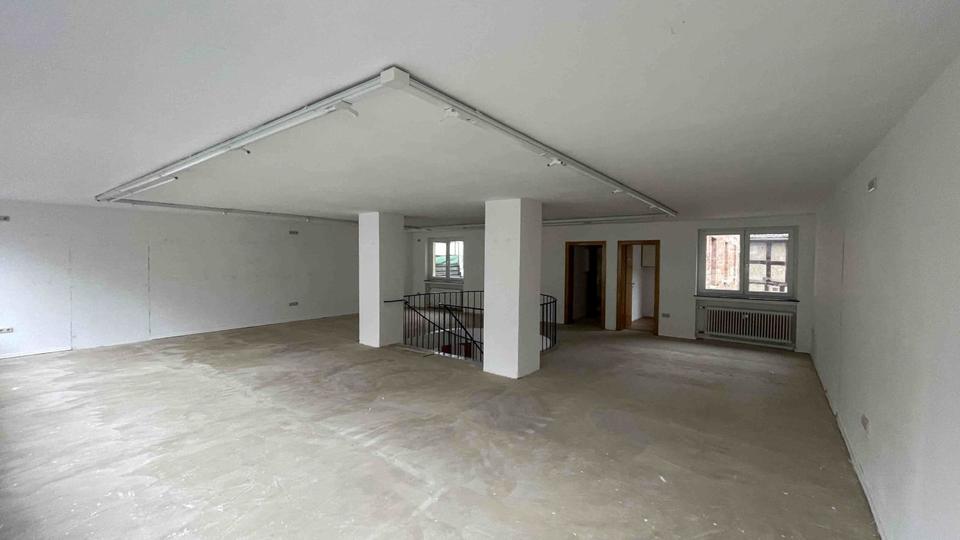 Gewerbeobjekt Wetter (Hessen) - 1.300&euro; | Angebot:24114464