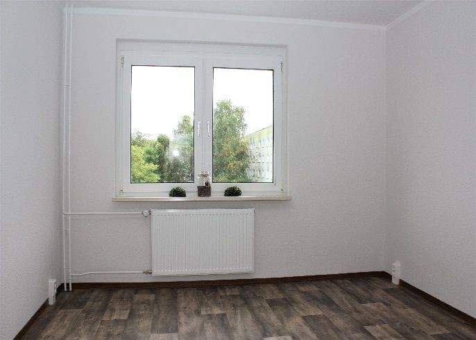Etagenwohnung Oschersleben Oschersleben - 3 Zimmer, 65 m&sup2;, 360&euro; | Angebot:25930123