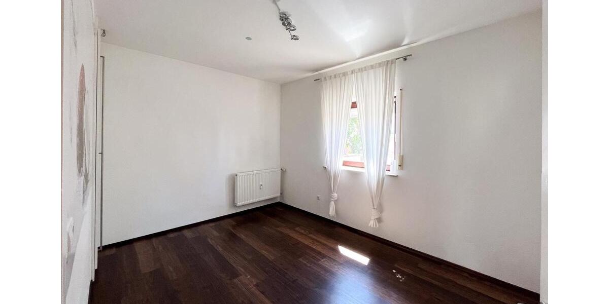 Erdgeschoßwohnung Bobenheim-Roxheim Roxheim - 4.5 Zimmer, 120 m&sup2;, 1.560&euro; | Angebot:24757245