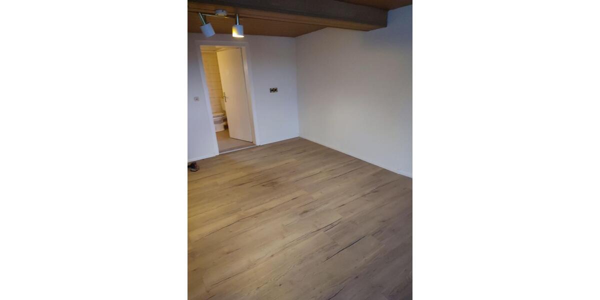 Dachgeschoßwohnung Homberg (Efze) - 5 Zimmer, 95 m&sup2;, 550&euro; | Angebot:23807374