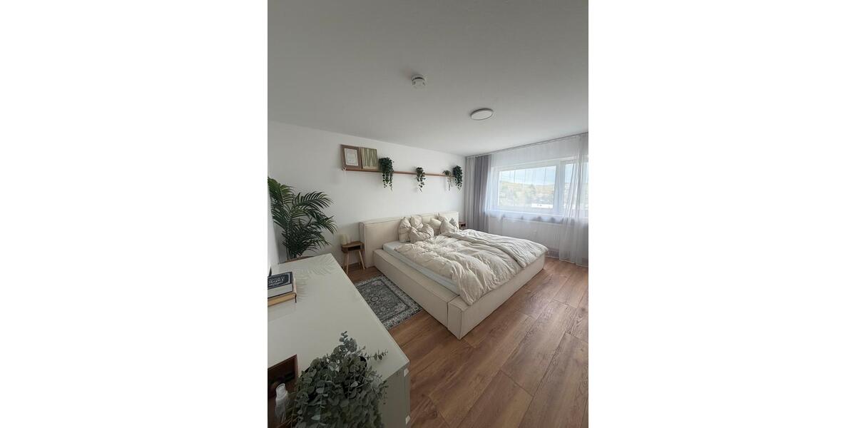 Hochparterre Niedernhausen - 3 Zimmer, 64 m&sup2;, 950&euro; | Angebot:26183022
