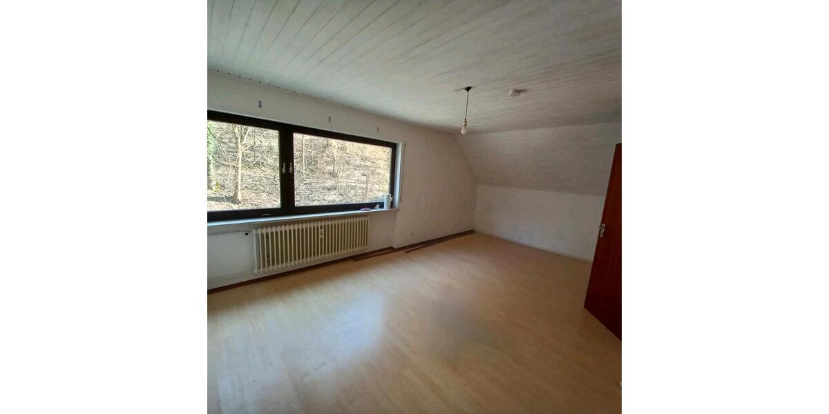 Dachgeschoßwohnung Alsbach-Hähnlein Hähnlein - 3 Zimmer, 104 m&sup2;, 1.200&euro; | Angebot:25047861