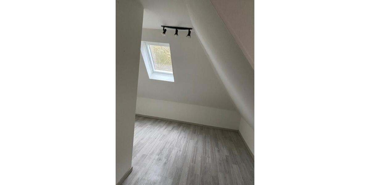 Dachgeschoßwohnung Plön - 3 Zimmer, 57 m&sup2;, 542&euro; | Angebot:24742208