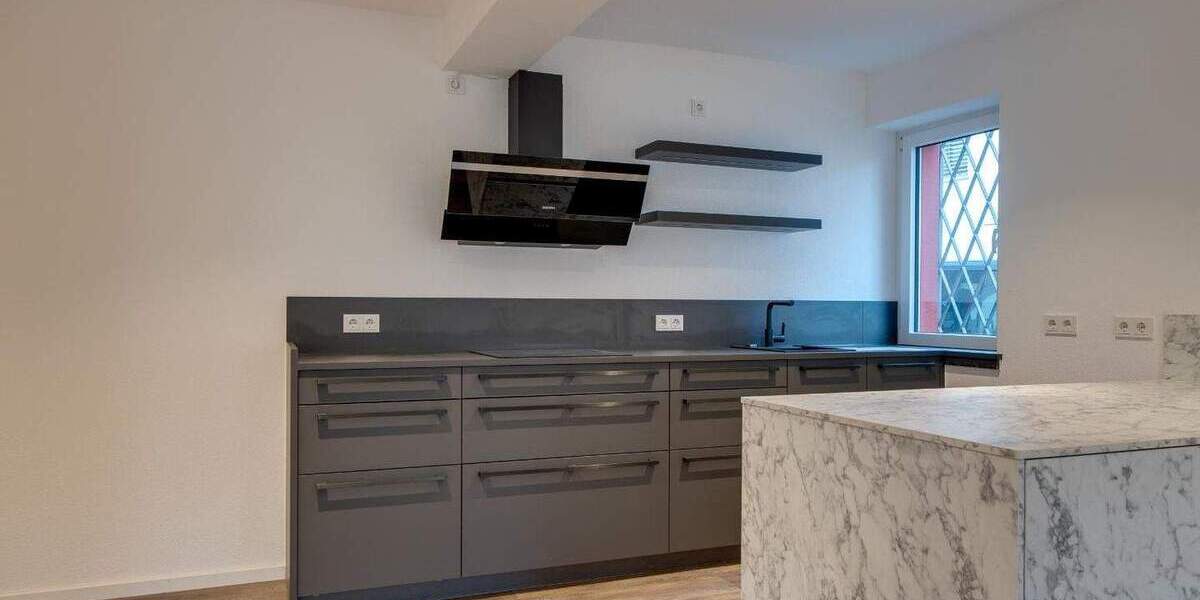 Etagenwohnung Grafenrheinfeld - 4 Zimmer, 132 m&sup2;, 1.195&euro; | Angebot:24407770