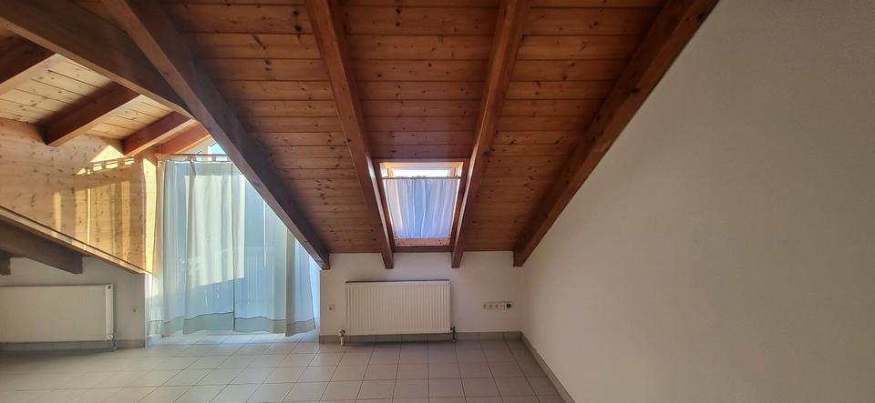 Dachgeschoßwohnung Dorfen - 2.5 Zimmer, 47 m&sup2;, 720&euro; | Angebot:24754006