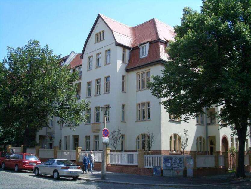 Wohnung zum Mieten in Halle 650 € 71.14 m²