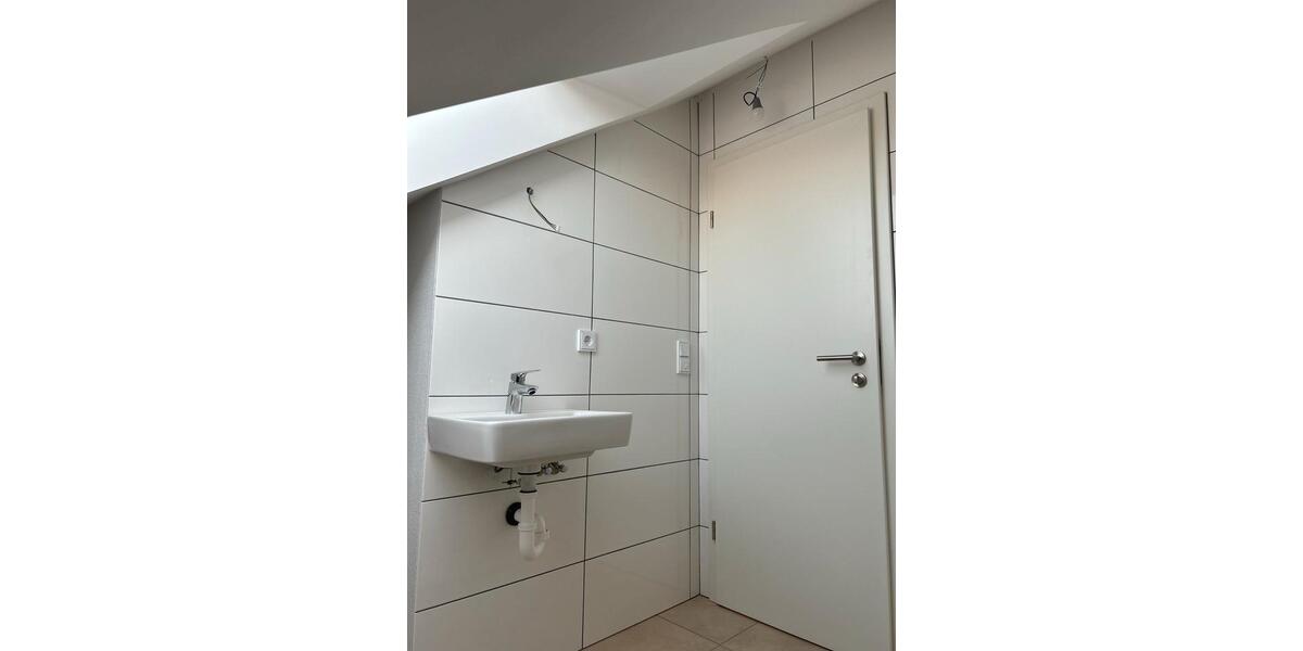 Doppelhaushälfte Zolling - 7 Zimmer, 140 m&sup2;, 2.350&euro; | Angebot:26183424