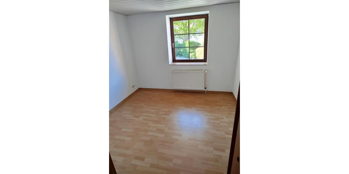 Etagenwohnung Wolfenbüttel Ahlum - 2 Zimmer, 48 m&sup2;, 390&euro; | Angebot:26253788