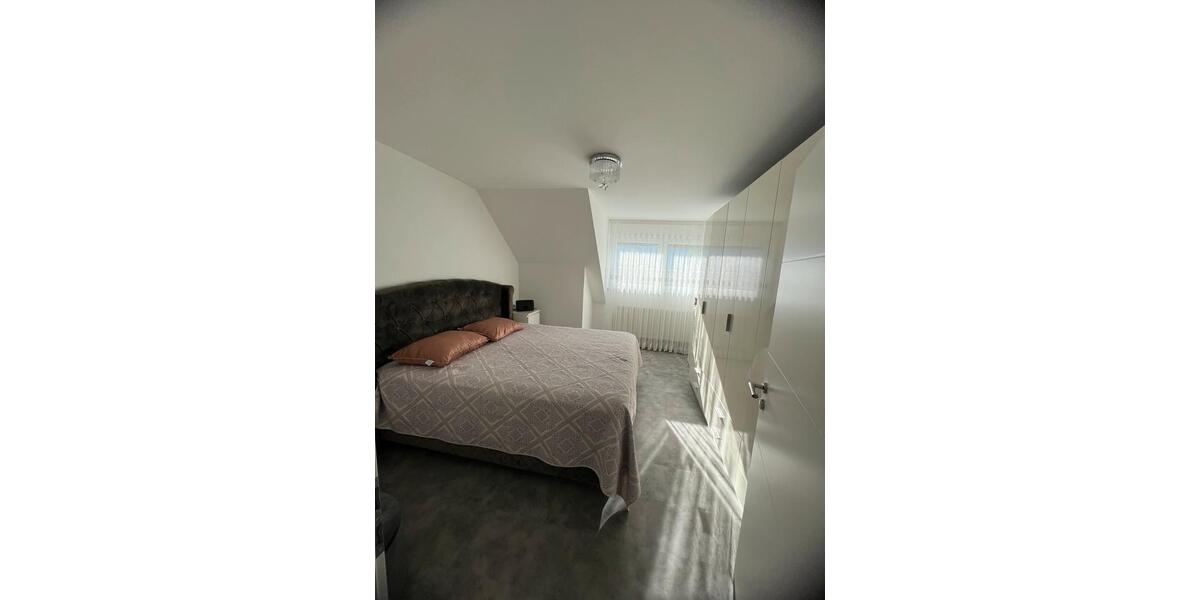 Dachgeschoßwohnung Collenberg - 4 Zimmer, 1.150&euro; | Angebot:23026935