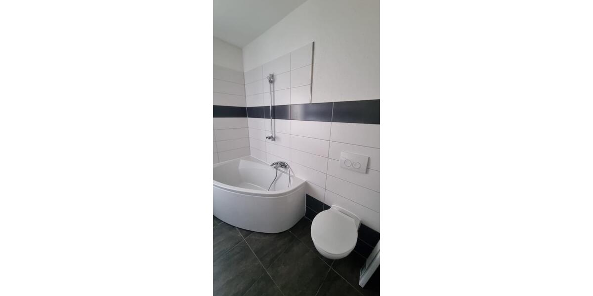 Erdgeschoßwohnung Rosdorf - 4 Zimmer, 106 m&sup2;, 1.380&euro; | Angebot:25960039