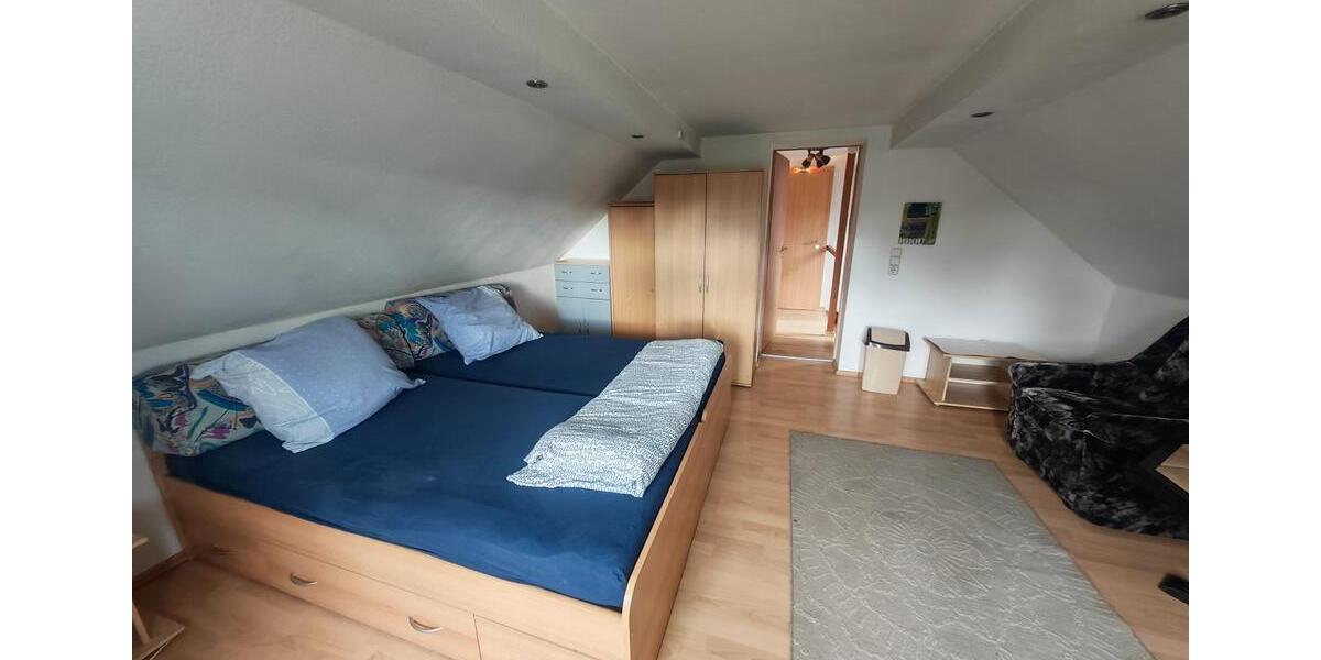 Dachgeschoßwohnung Leipzig Nord - 1 Zimmer, 18 m&sup2;, 400&euro; | Angebot:25964139