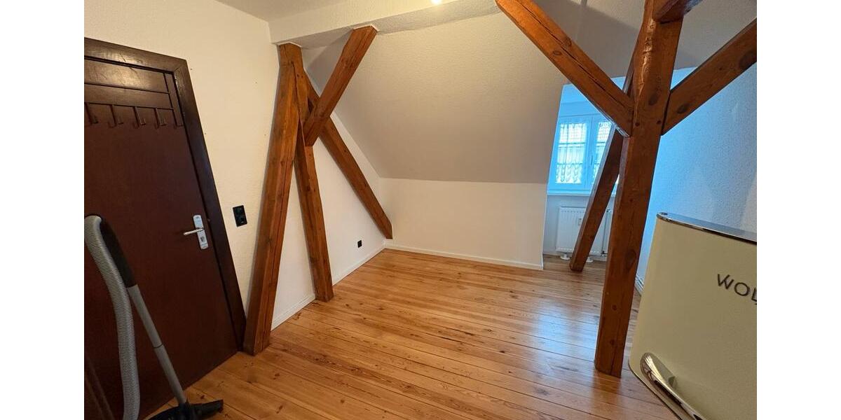 Dachgeschoßwohnung Wesenberg - 2 Zimmer, 50 m&sup2;, 460&euro; | Angebot:24704407