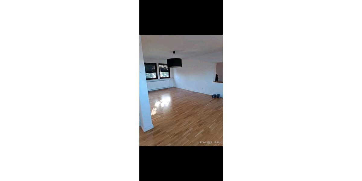 Etagenwohnung Zeven - 4 Zimmer, 120 m&sup2;, 850&euro; | Angebot:26626073