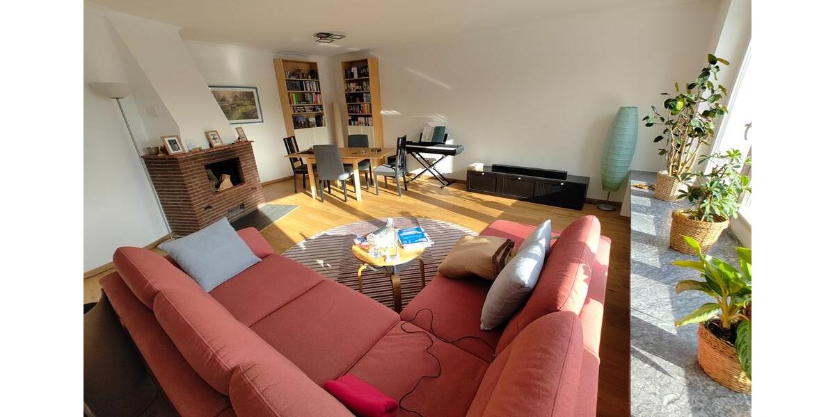 Etagenwohnung Ahrensburg - 2.5 Zimmer, 82 m&sup2;, 1.180&euro; | Angebot:25352061