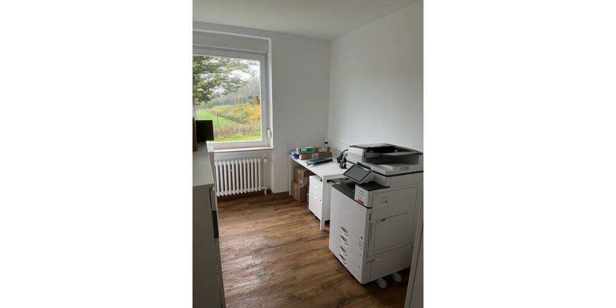 Gewerbeobjekt Syke Barrien - 4 Zimmer, 1.100&euro; | Angebot:26656838