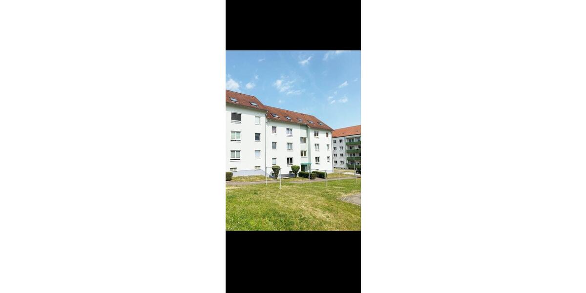 Dachgeschoßwohnung Hainichen - 2 Zimmer, 51 m&sup2;, 275&euro; | Angebot:26057023