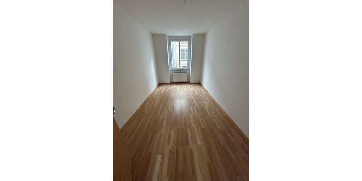 Erdgeschoßwohnung Wuppertal Arrenberg - 3 Zimmer, 61 m&sup2;, 550&euro; | Angebot:25253609