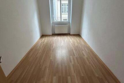 Wohnung Wuppertal Arrenberg - 3 Zimmer, 61 m&sup2;, 550&euro; | Angebot:25253609