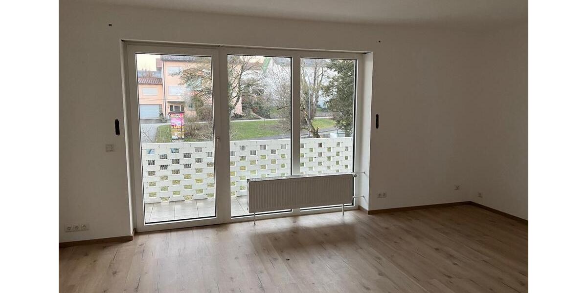 Schöne, helle 3,5-Zi-Whg. (1. OG) Taufkirchen Vils (Landkreis ED) 3.5 zimmer