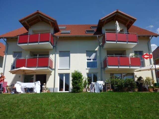 Etagenwohnung Ebringen - 4 Zimmer, 93 m&sup2;, 1.300&euro; | Angebot:25318932