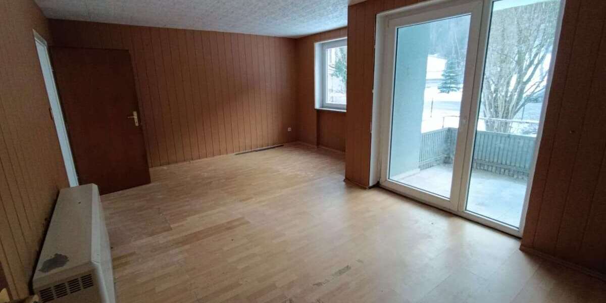 Etagenwohnung Neustadt Wildenheid - 3 Zimmer, 69 m&sup2;, 350&euro; | Angebot:24801472