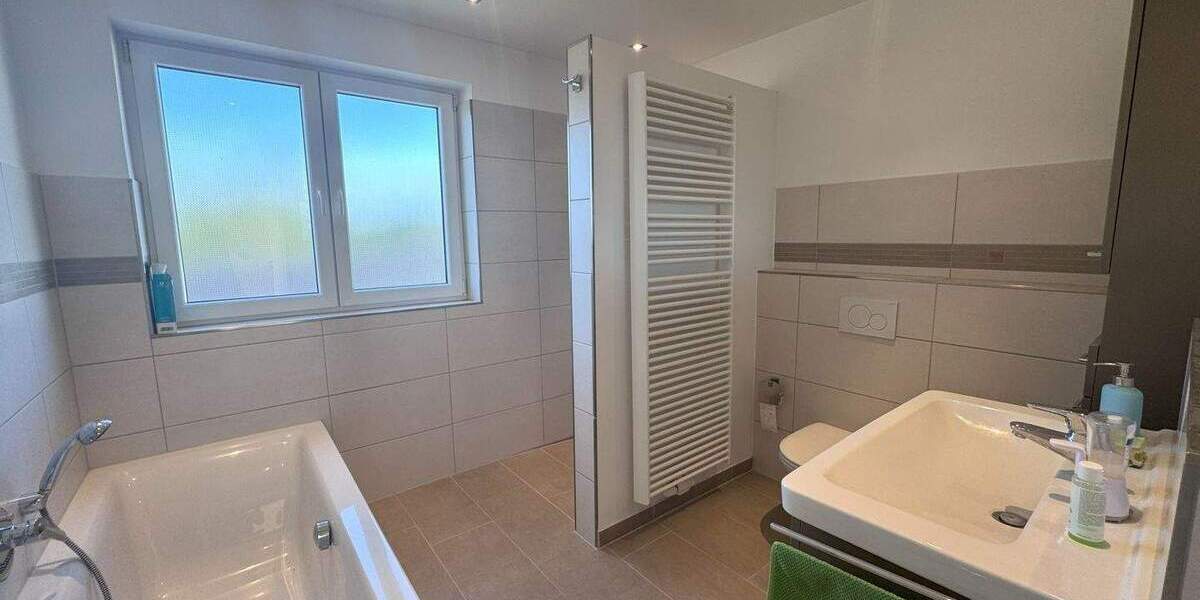 Einfamilienhaus Neuwied Oberbieber - 5 Zimmer, 177 m&sup2;, 2.000&euro; | Angebot:24874121