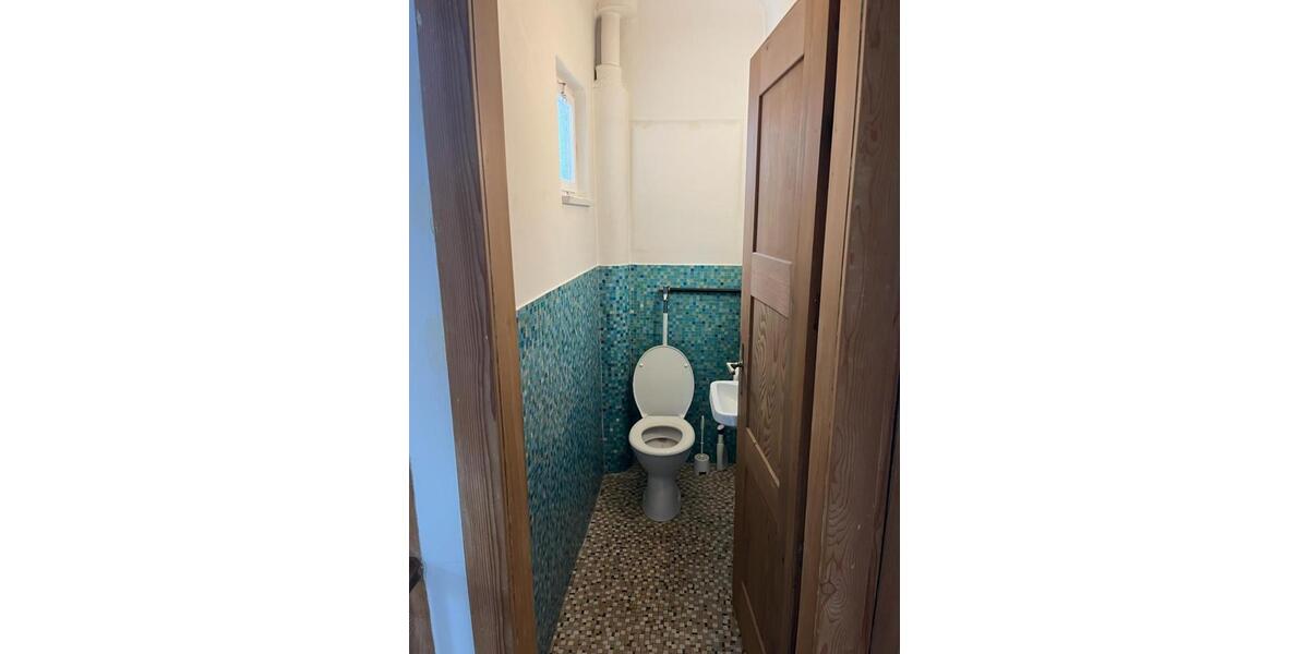 Einfamilienhaus Stuttgart Botnang - 5 Zimmer, 150 m&sup2;, 2.100&euro; | Angebot:24868941